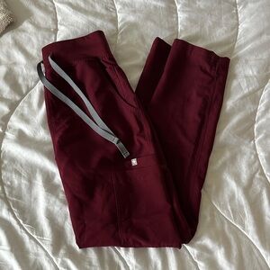 Figs XS high waisted Yola, burgundy